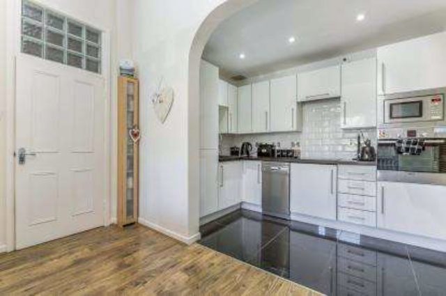  Image of 2 bedroom Flat for sale in Western Parade Southsea PO5 at 1-6 Western Parade Southsea Portsmouth, PO5 3ED
